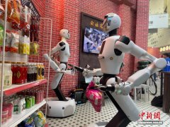 该传感器操纵很是细小的摄像